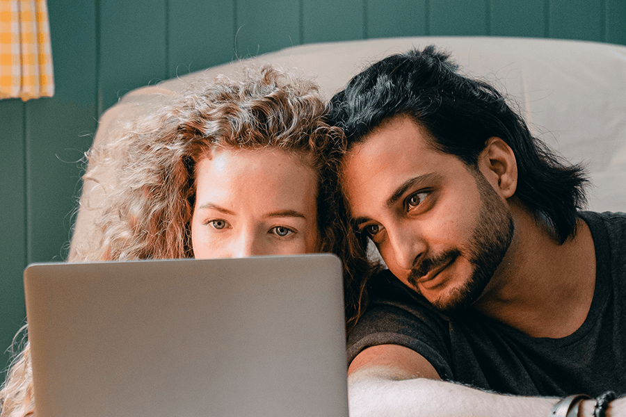 coputer pexels-ketut-subiyanto-4246235-free